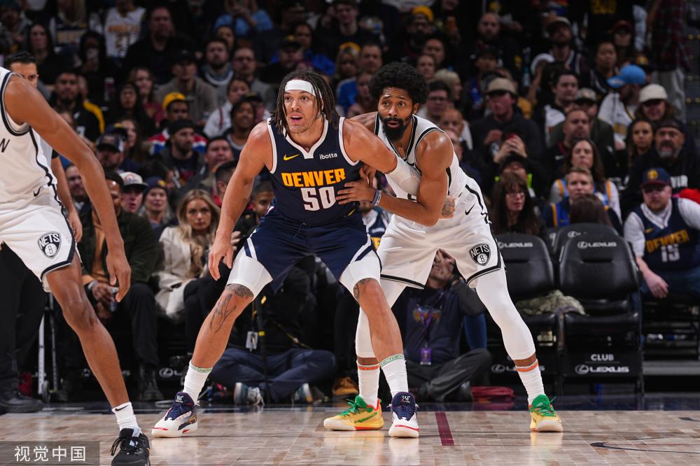 他们一方面 他们一方面