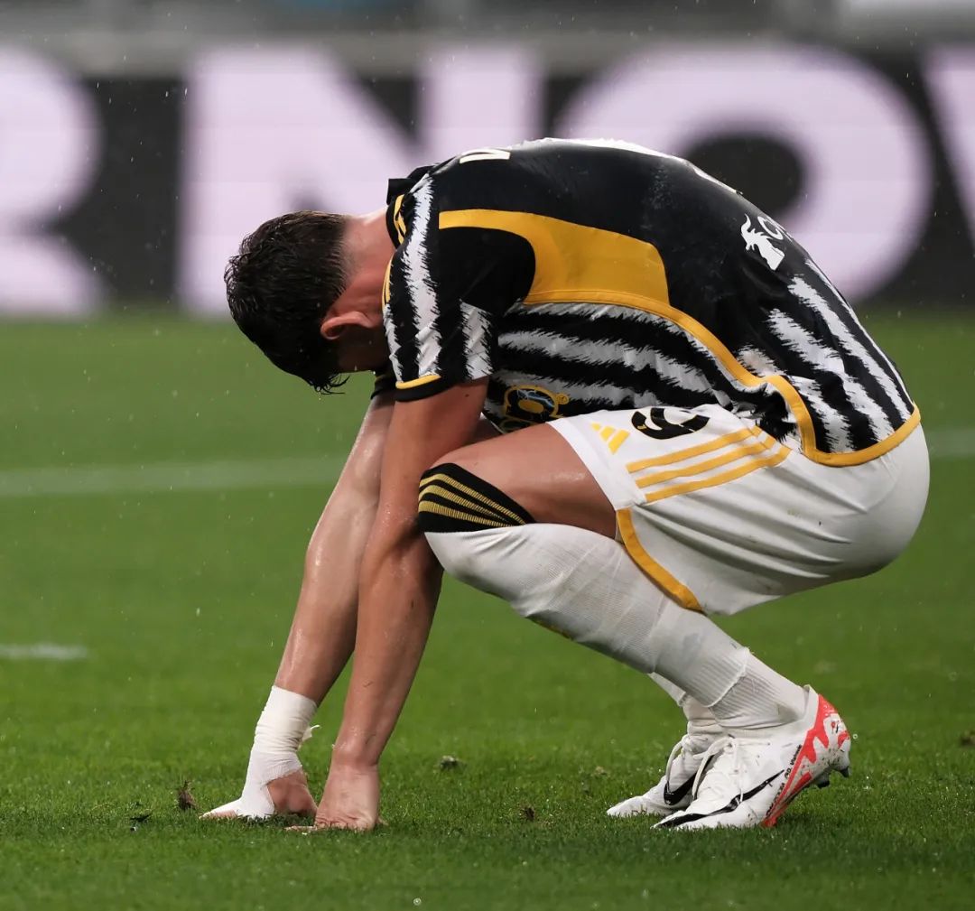 无法撼动的 无法撼动的