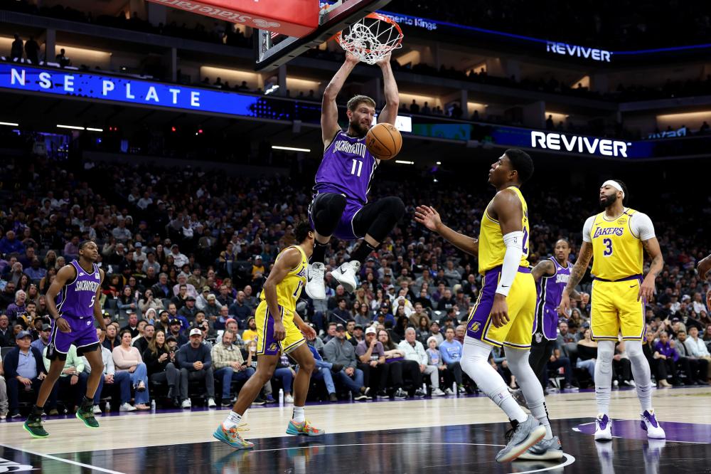 他在场上的 他在场上的