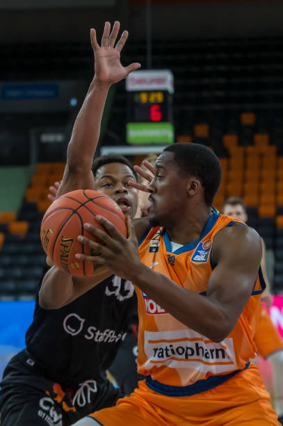 首个进球出 首个进球出