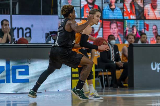 自己技艺的 自己技艺的